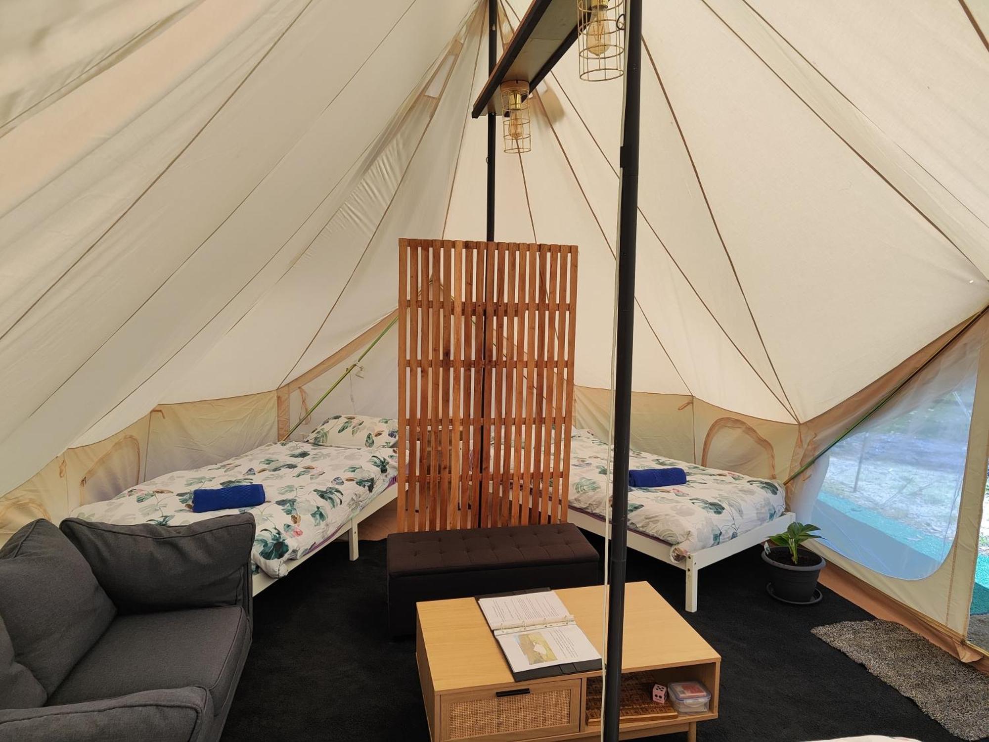 Glamping At Zeehan Bush Camp Esterno foto